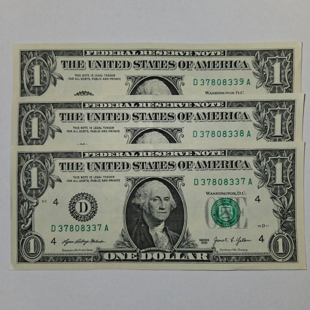 3 One Dollar Bills Uncirculated Sequential (EACH SLEEVED) - Series 2021 (B193)‎